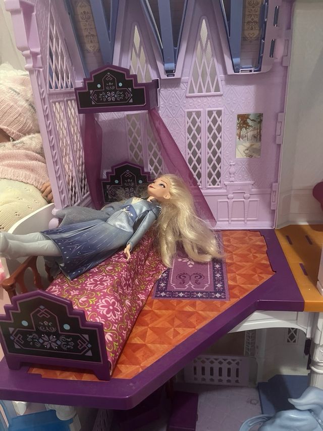 Castillo Frozen con muñecas y accesorios