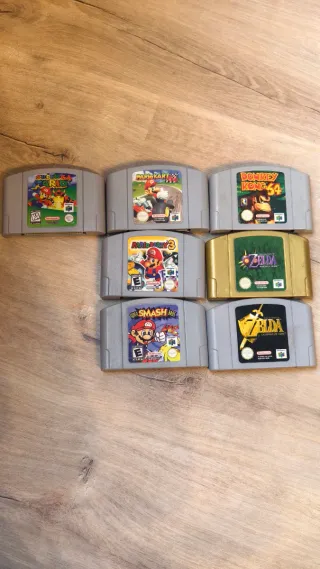 Console Nintendo 64 + 2 controller + 5 giochi