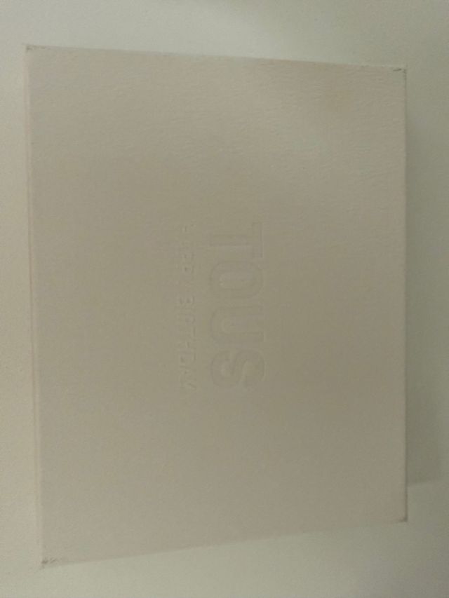 Set de viaje Tous: neceser, colgador  y perfume