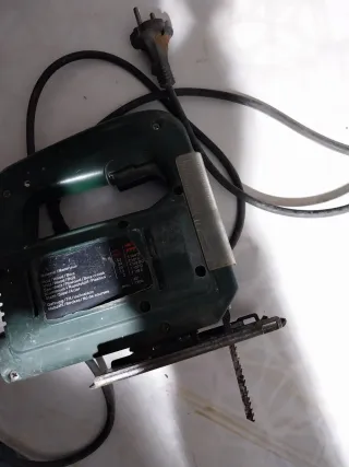 Caladora Bosch PST 52 A, el eje tiene juego