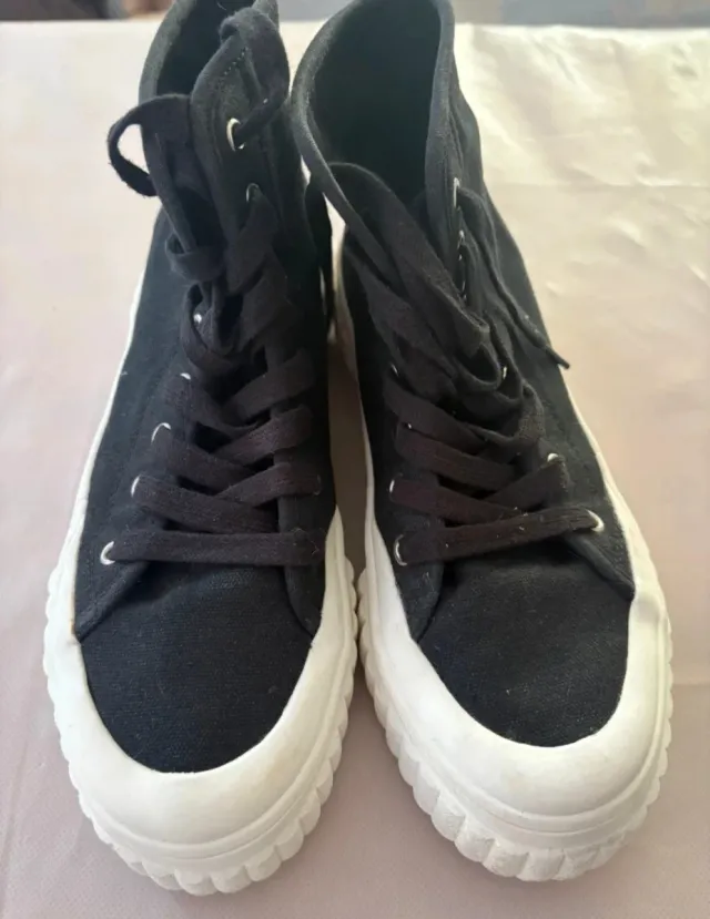 Zapatillas altas negras
