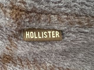 Camisa Polar Hollister Azul y Negro
