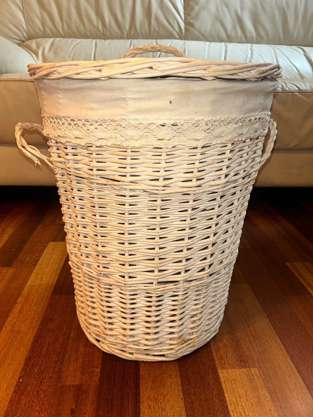 Cesto Ropa Mimbre con Tapa Zara Home