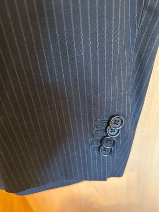 Massimo Dutti. Traje pantalón con raya diplomática