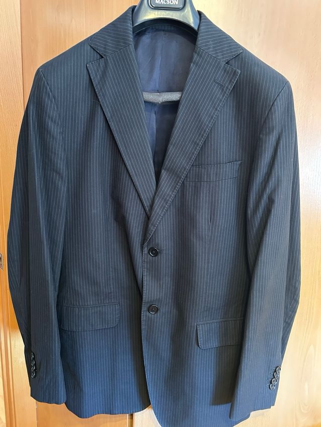 Massimo Dutti. Traje de calça com risca diplomática