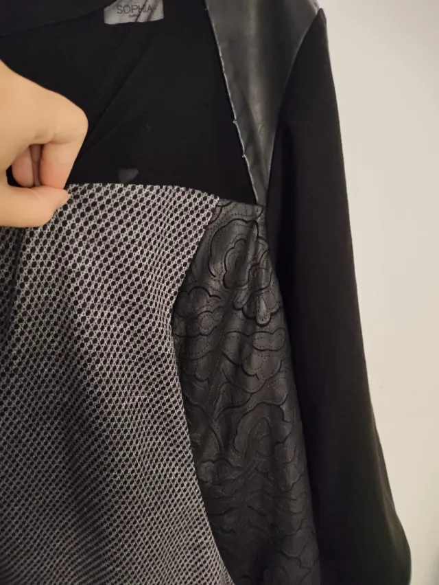 Vestito Sophia nero e grigio con inserti in pelle