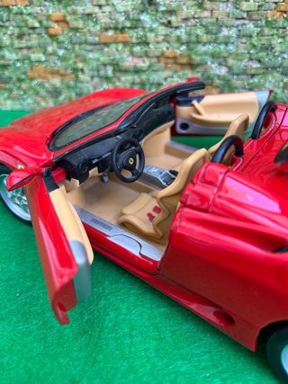 Ferrari 360 Spider – Hot Wheels - Escala 1:18