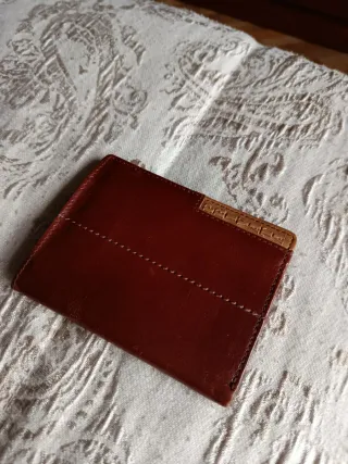 Cartera billetera de piel marrón