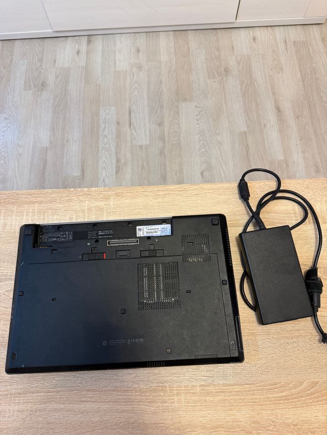 Portátil HP EliteBook 8770w Intel i7, 32GB RAM