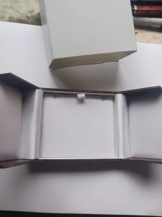 Cajas para colgante (marrón y blanco)