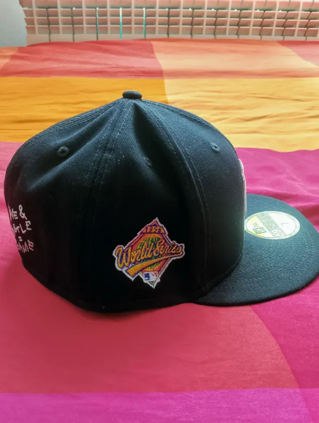 Gorra New Era Yankees con Corazón Rosa