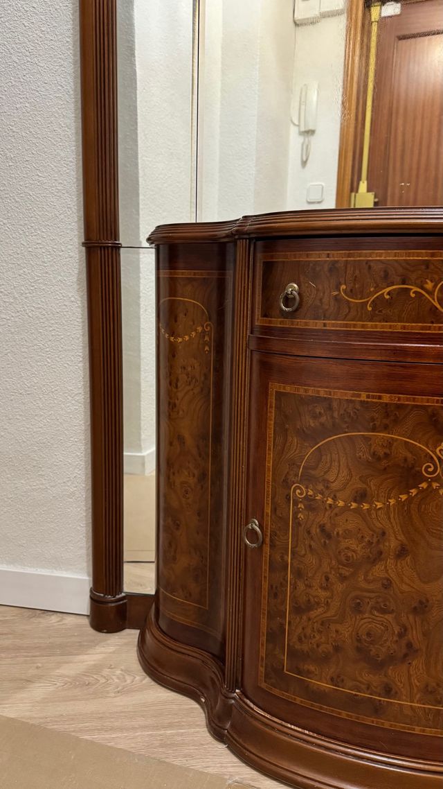 Mueble recibidor con espejo