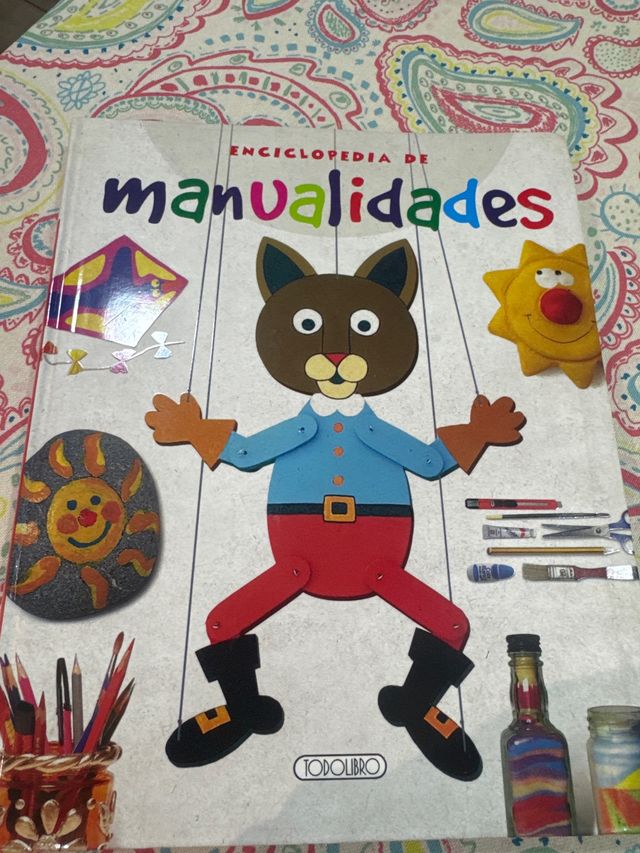 Enciclopedia de manualidades (Primeras enciclop...