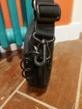 Bolso redondo Puma negro