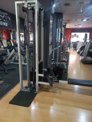 Multiestación Cruce Poleas Gimnasio