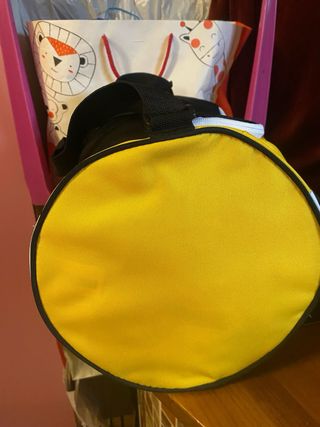 Bolsa de deporte Tenth amarilla y blanca