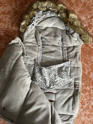 Saco para silla de paseo con capucha