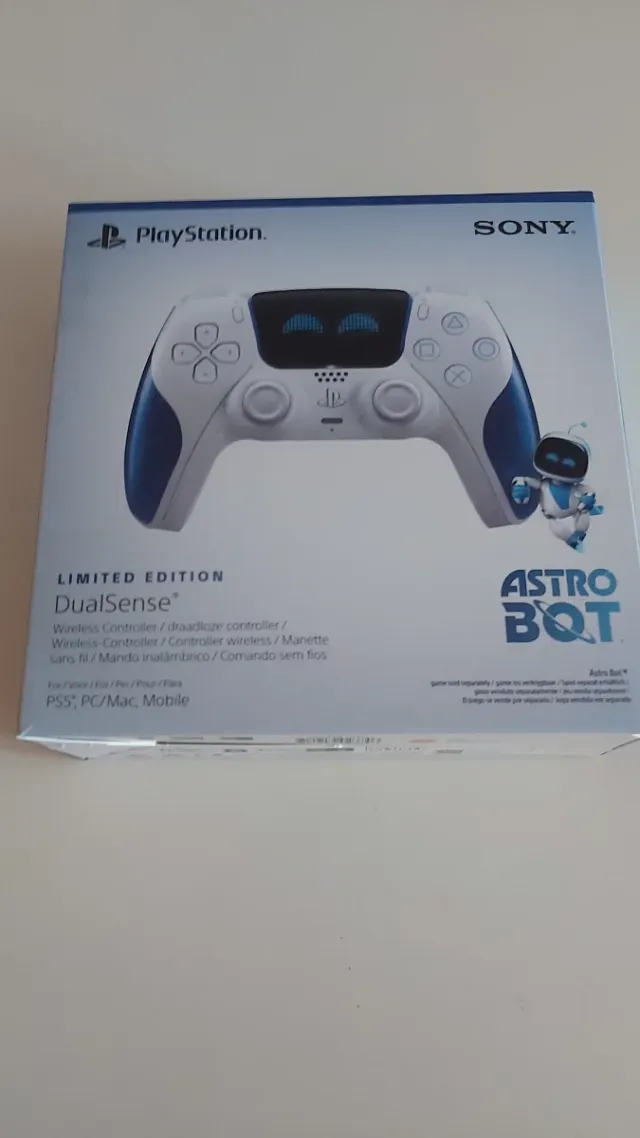 DUALSENSE ASTROBOT NUOVO SIGILLATO PS5