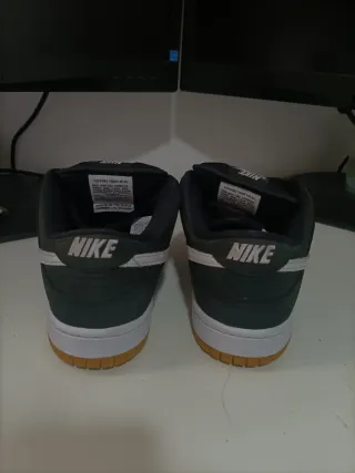 Nike SB Dunk Low Pro Black Gum
