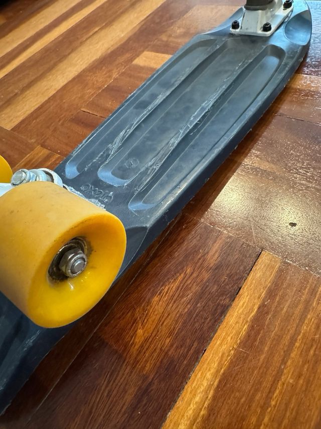 Skate Oxelo Negro Ruedas Amarillas