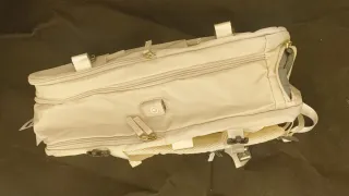 Mochila multiusos nueva con cargador e impermeable