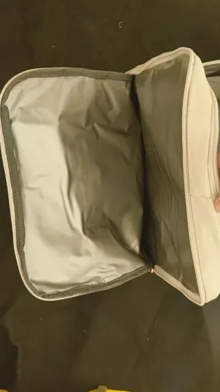 Mochila multiusos nueva con cargador e impermeable