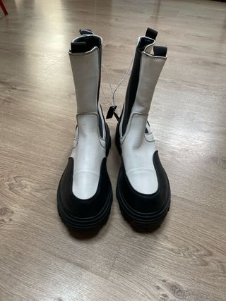Botas Chelsea Negras y Blancas