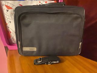 Bolsa portátil Tech Air negra