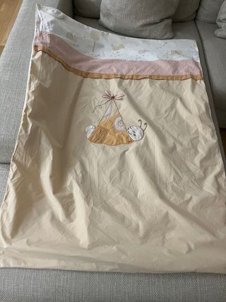 Copri piumino culla beige con disegno