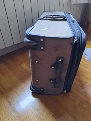 Maleta de lona resistente