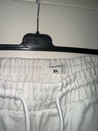 Pantaloni bianchi taglia XL