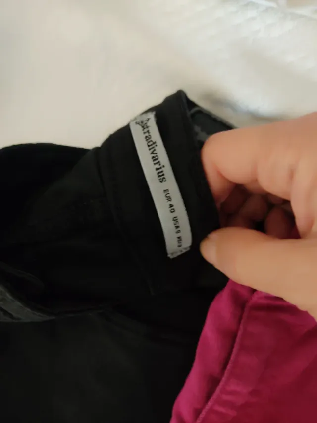 Lote 4 pantalones Stradivarius Talla 40