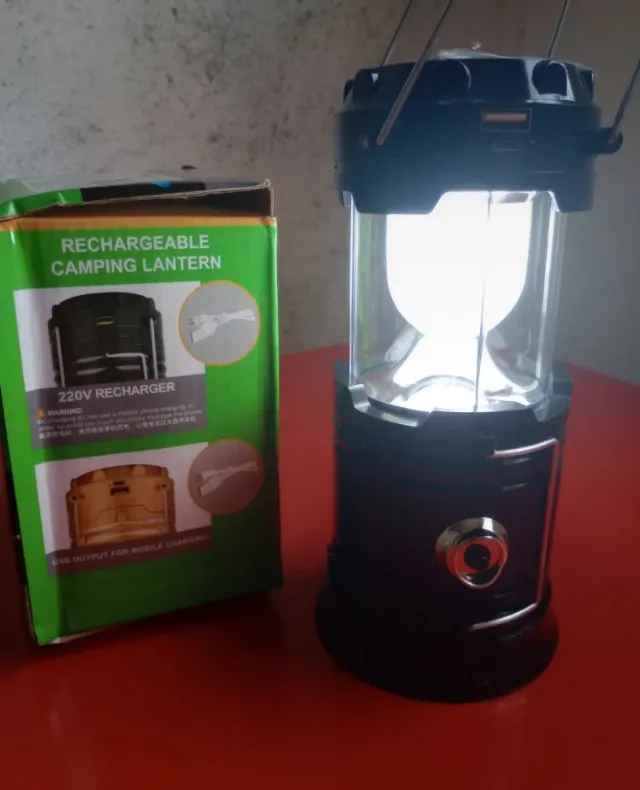 Linterna solar recargable sin pilas