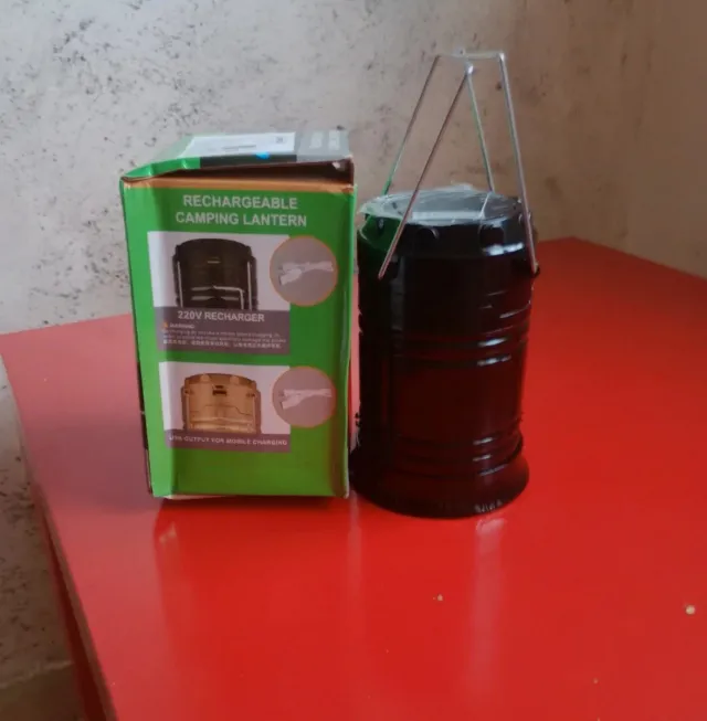 Linterna solar recargable sin pilas