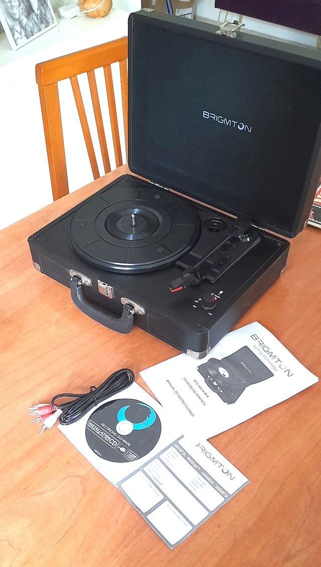 Tocadiscos Maletín Brigmton BTC 404 Portátil