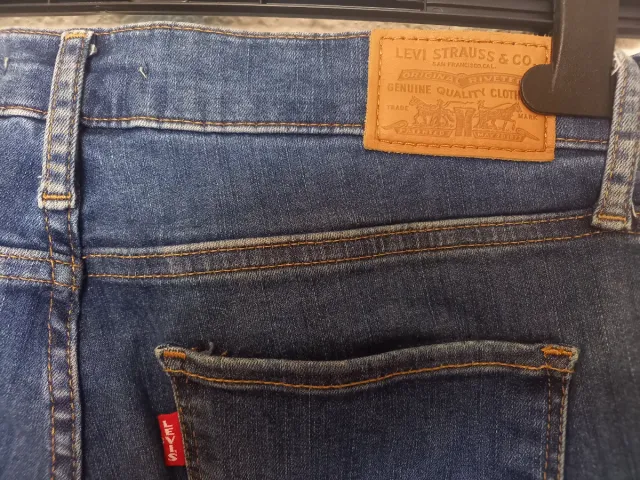 Pantalón Levi's 720 High Rise Super Skinny T29
