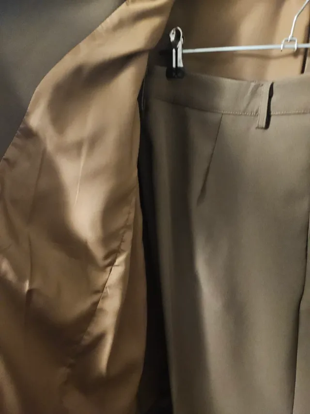 Completo pantalone marrone