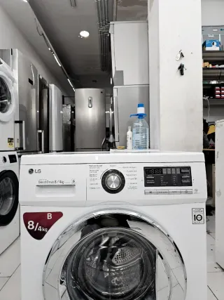 Lavadora LG Direct Drive 8kg/4kg con secadora