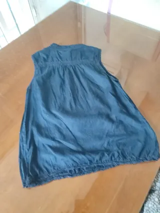 Blusa sin mangas con encajes Promod