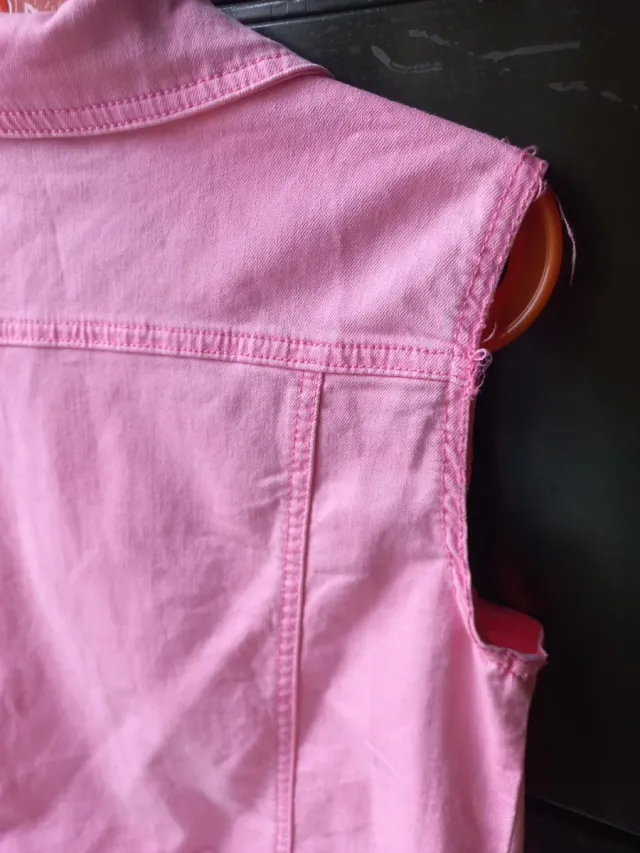 Chaleco vaquero rosa