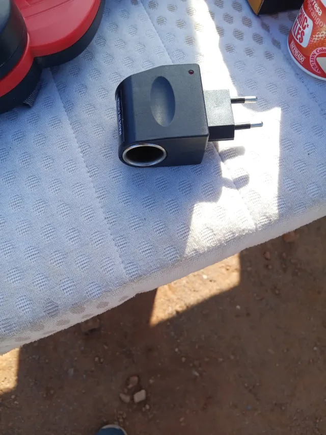 Adaptador Mechero 12V a 220V