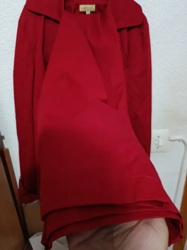 Traje de mujer rojo talla 44