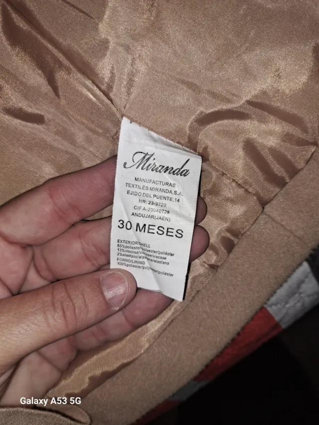 Abrigo infantil color camel