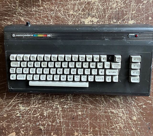 Commodore 16