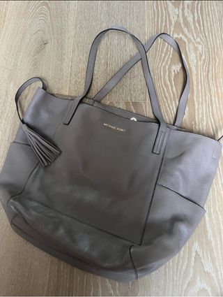 Bolso Michael Kors de piel color topo