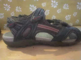 Calzado unisex talla 37