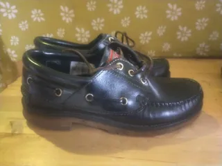 Calzado unisex talla 37