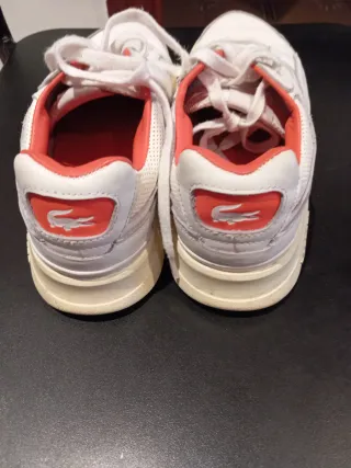 Zapatillas Lacoste Blancas y Rojas