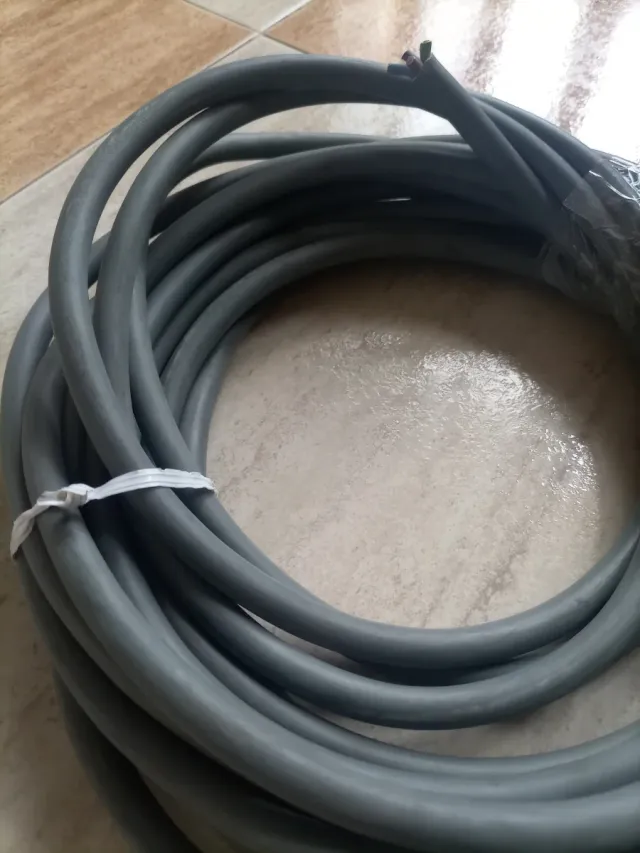 Cable Manguera Eléctrica Gris
