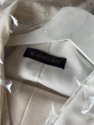 Traje de novio blanco Manuel Ruiz